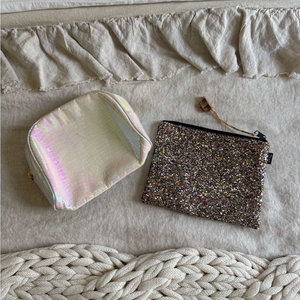 NWT Iridescent and Glitter Pouch Makeup Bag Set